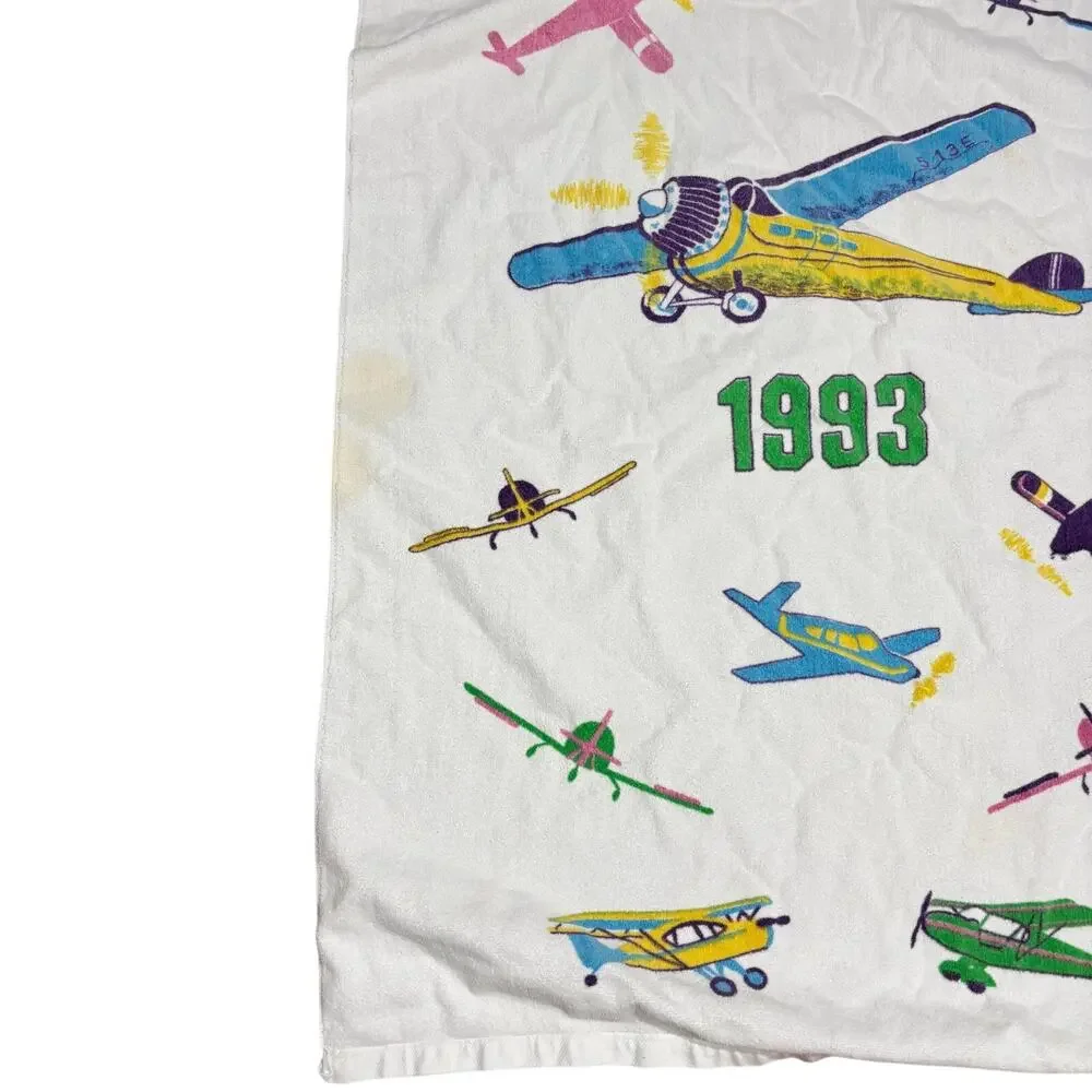 VTG 1993 Oshkosh Wisconsin White Beach Towel Airplane Graphic 36 X 62” READ FLAW